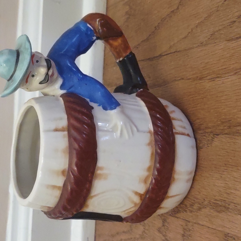 3 Vintage Occupied Japan Cowboy Barrel Mugs - Picture 2 of 16